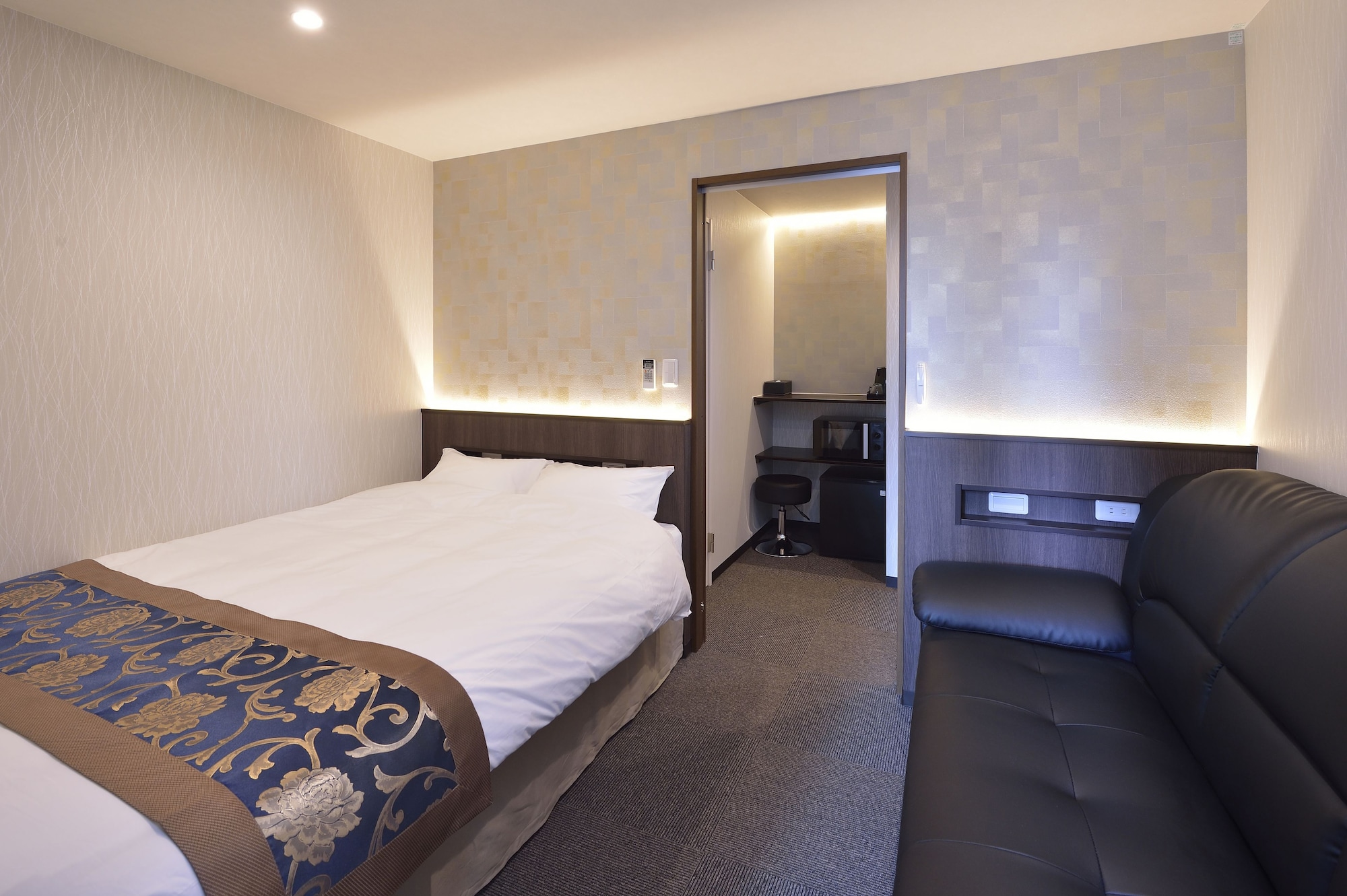 ECONOMY, DOUBLE BED