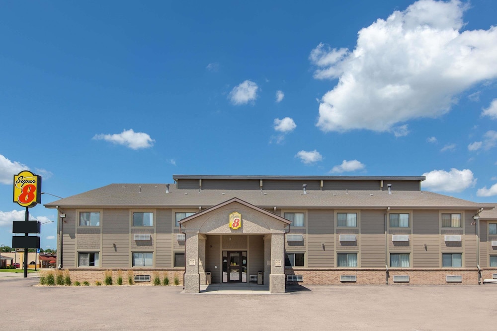 SureStay Plus by Best Western Grand Island 1/24