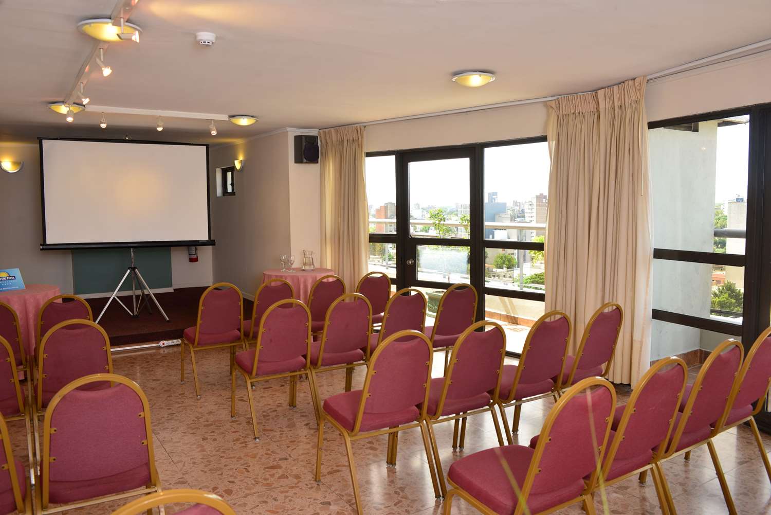 Alfa Suites 36/45