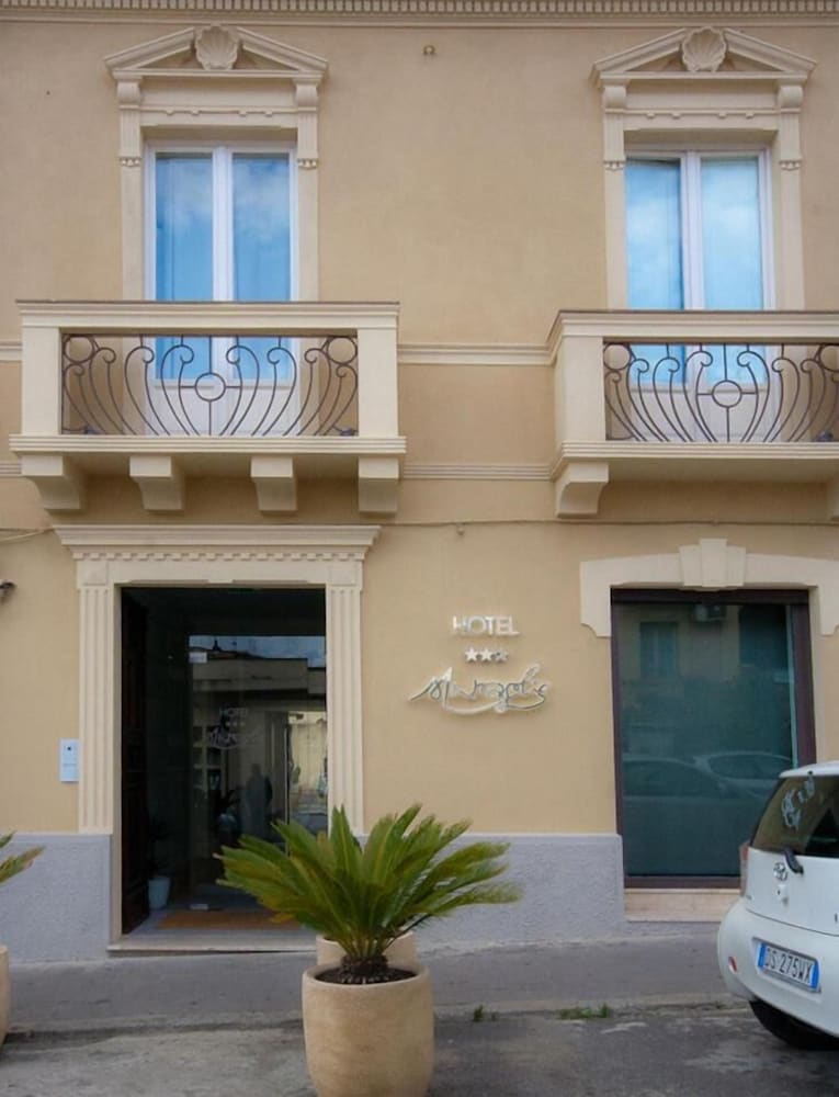 Hotel Muraglie 3/24