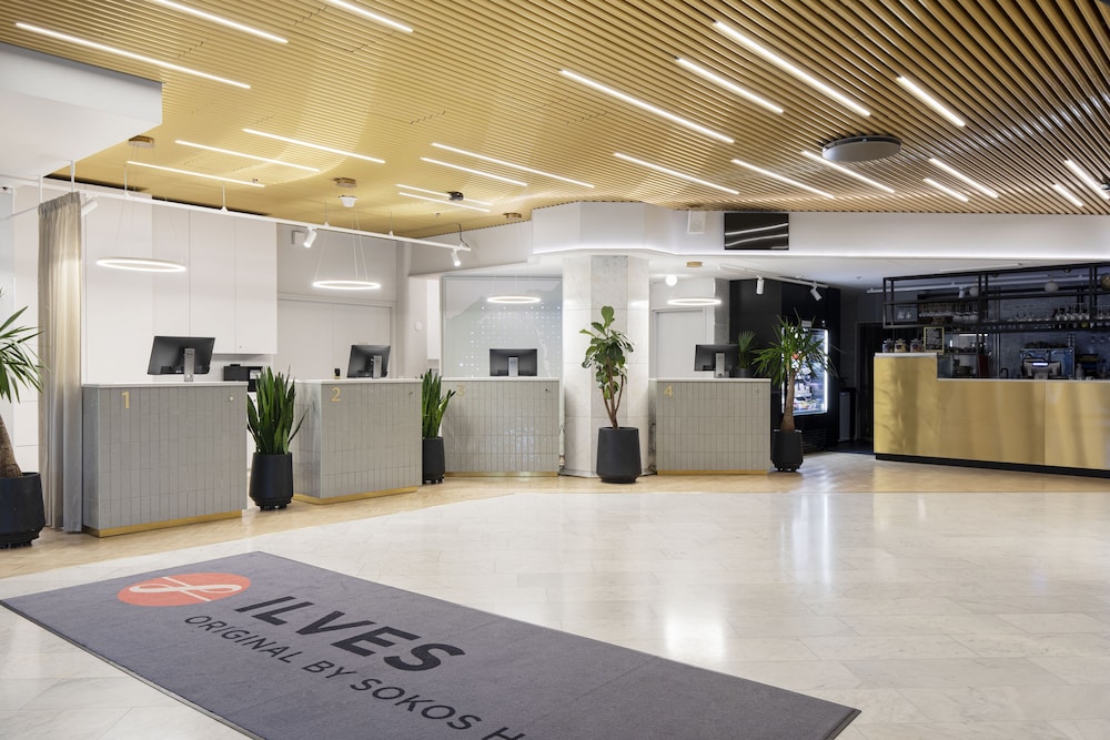 lobby