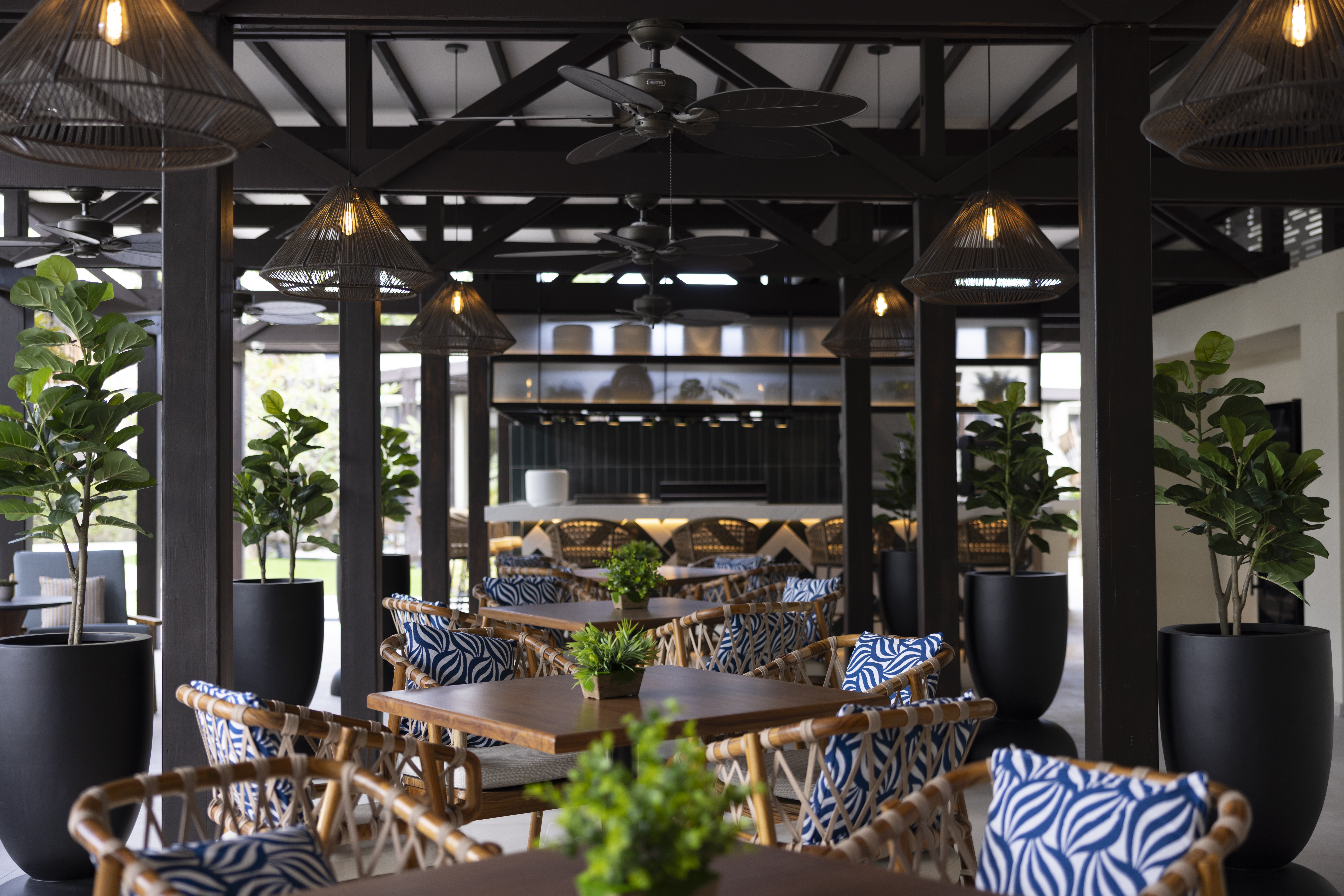 Voco Surfside Aruba by IHG 49/90
