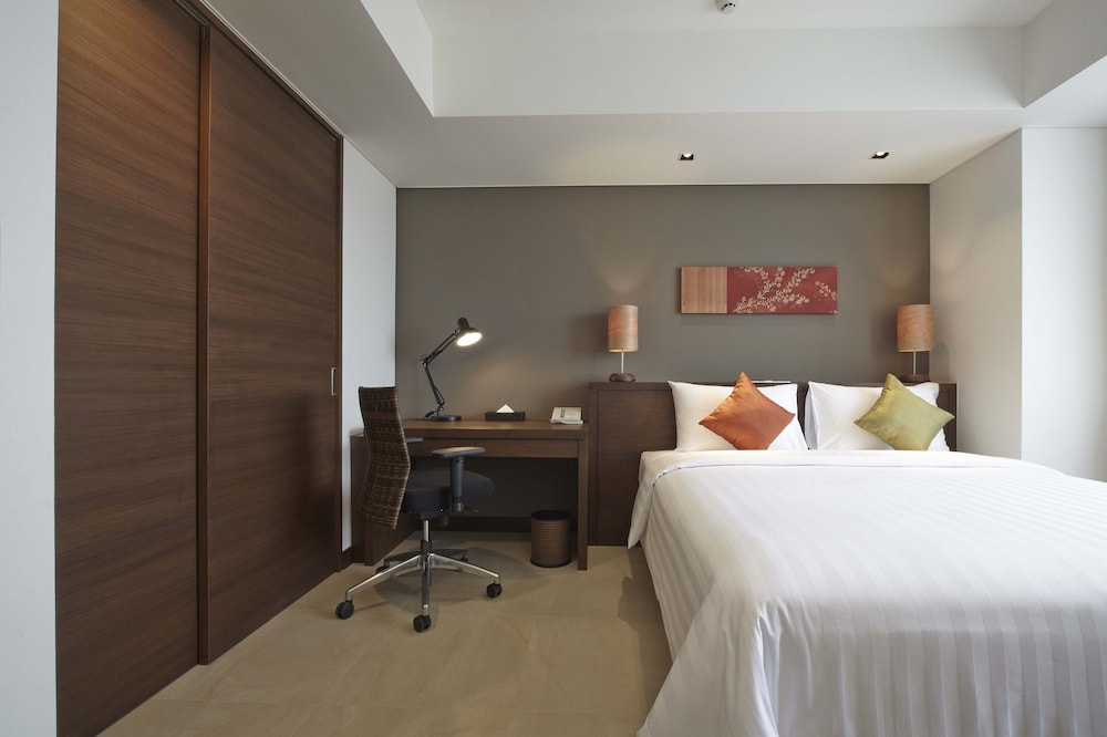 Axia South Cikarang Service Apartment 34/75