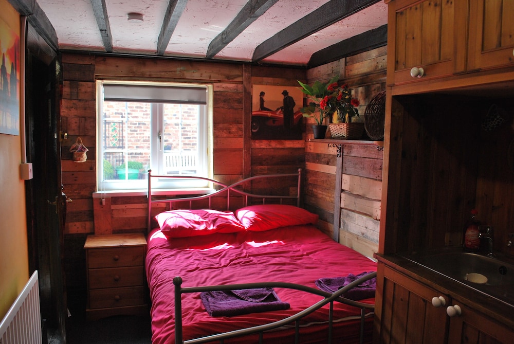 OYO Yarm Cottages 30/64