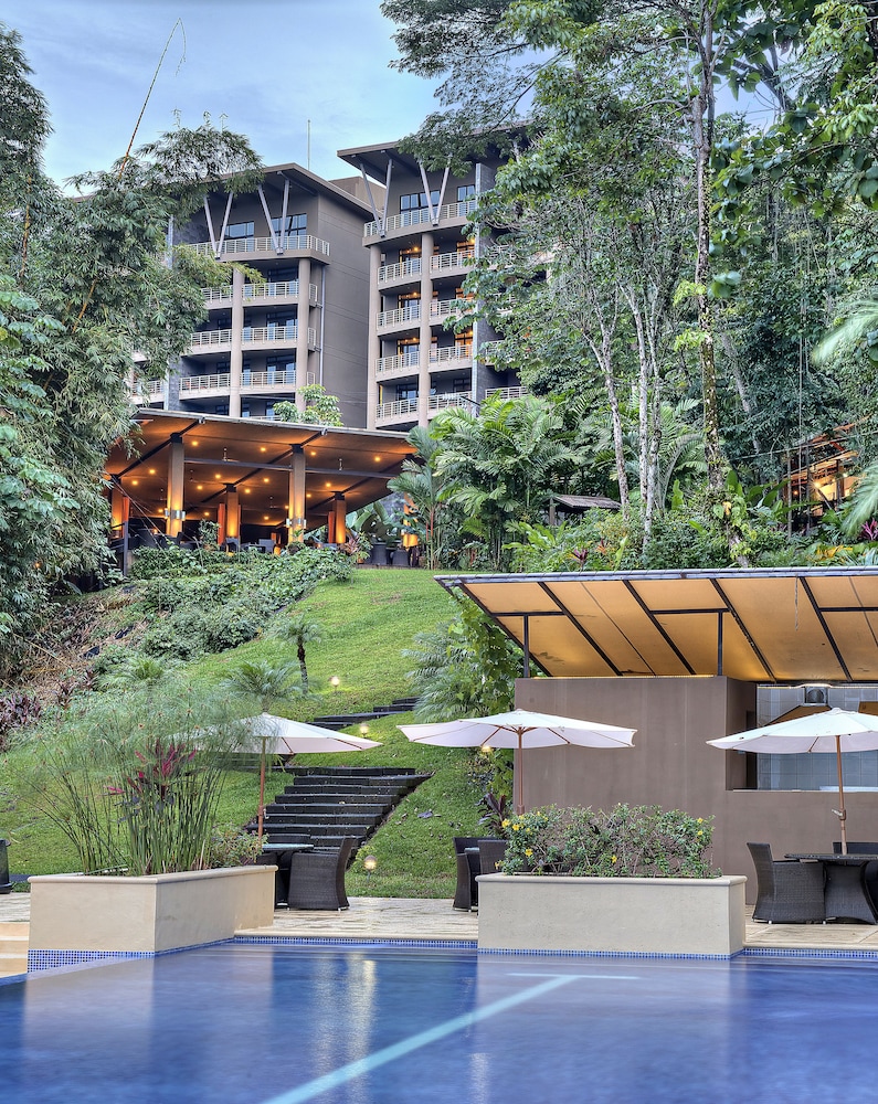 Los Altos Resort 3/82