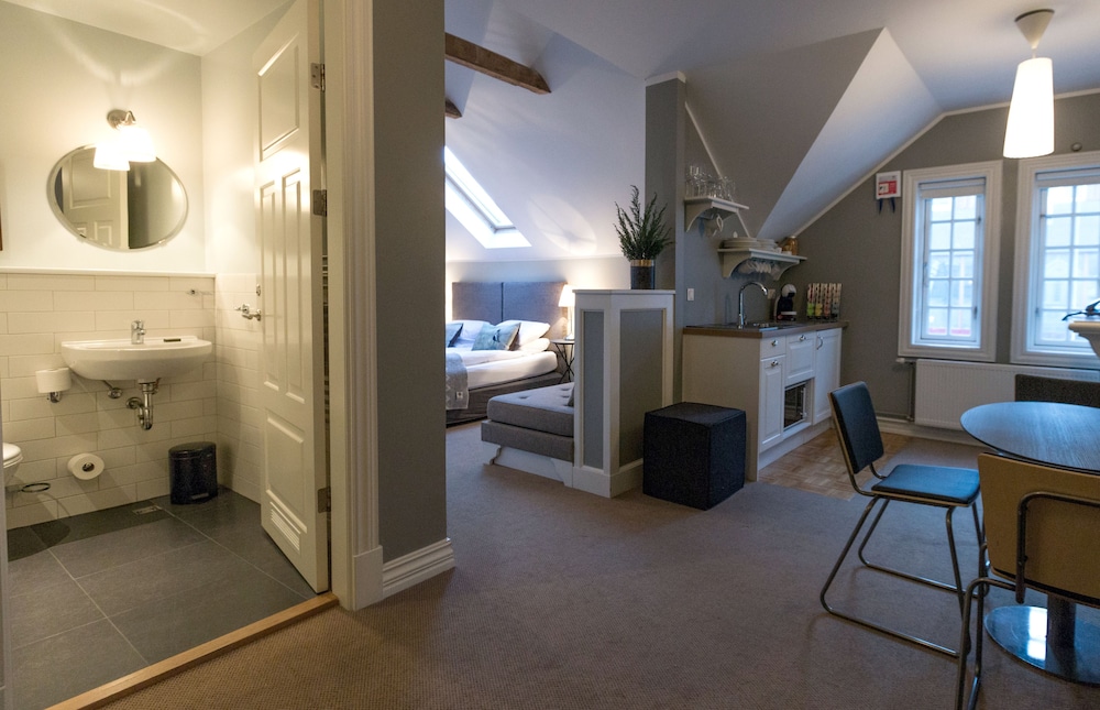 Reykjavik Residence Hotel 54/75