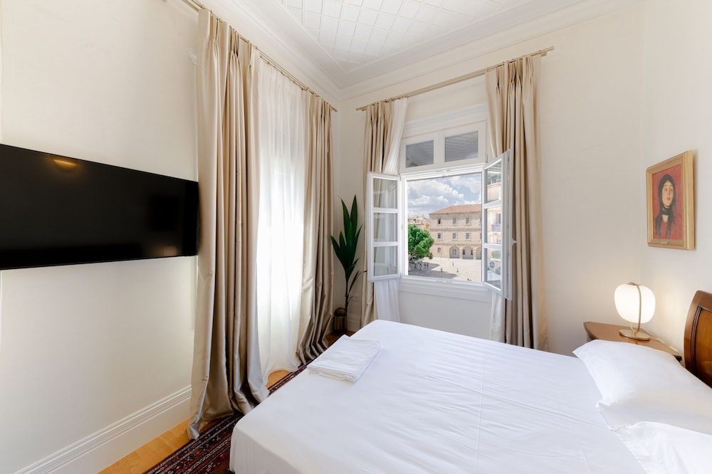 Castellano Hotel & Suites 17/63