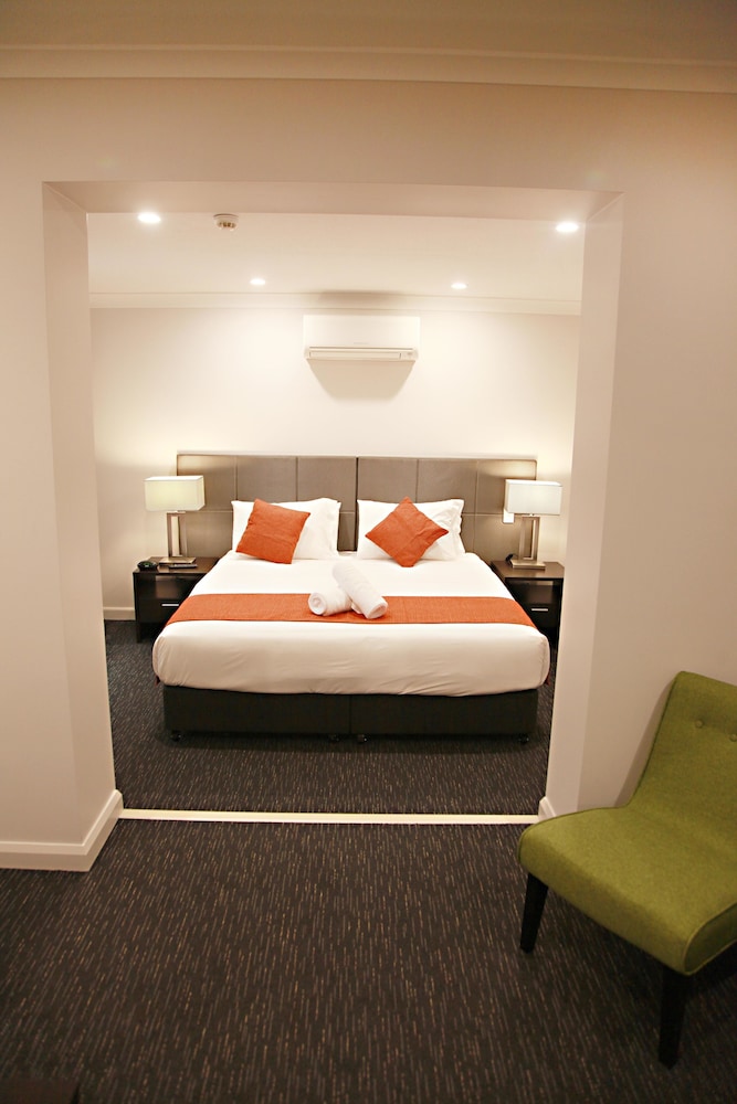 The Abbott Boutique Hotel 14/57