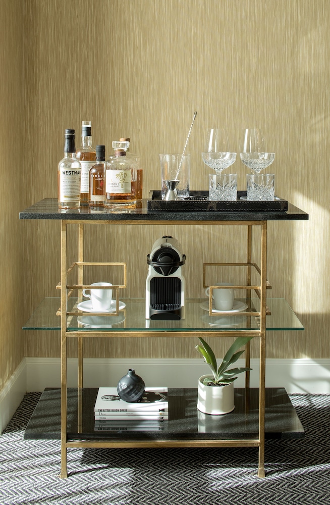 Dossier Hotel 30/52