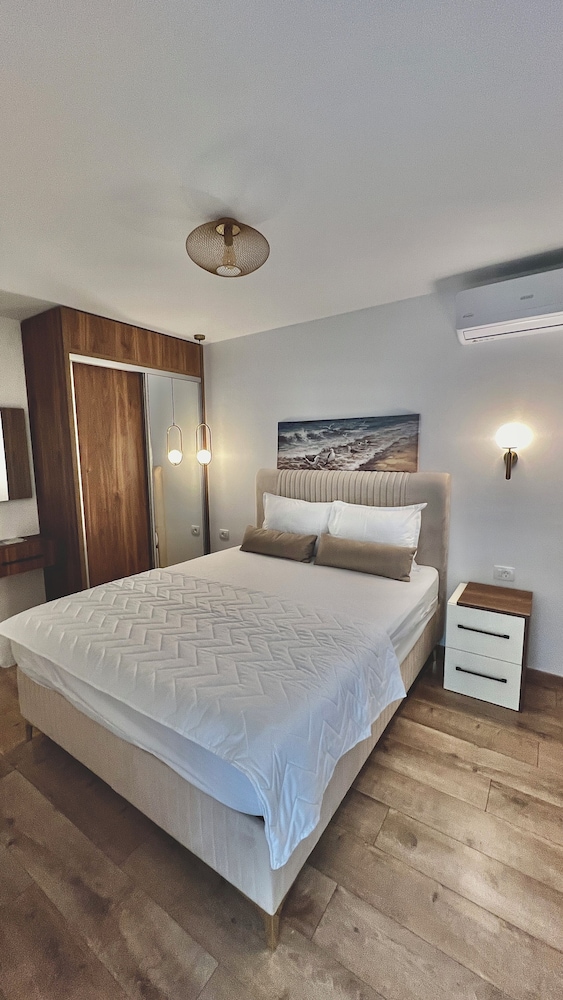 ELITE, APARTMENT