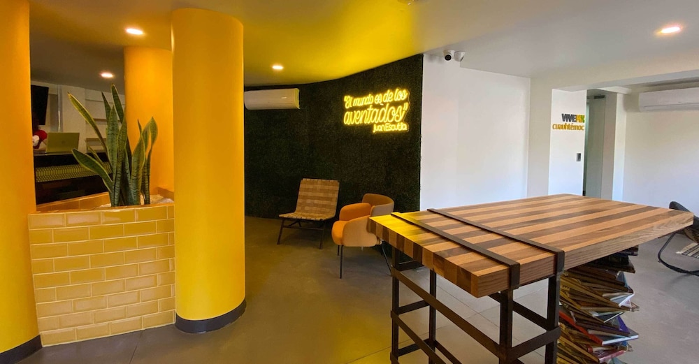 Hotel Estancias VIVE MX Cuauhtemoc, Trademark by Wyndham 40/60