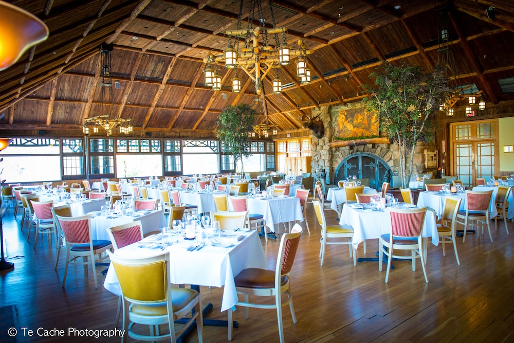 Overlook Lodge at Bear Mountain 21/38