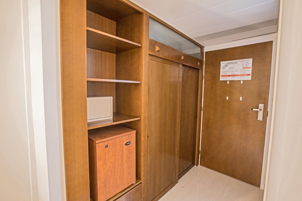 Nelia Sea Breeze 28/48