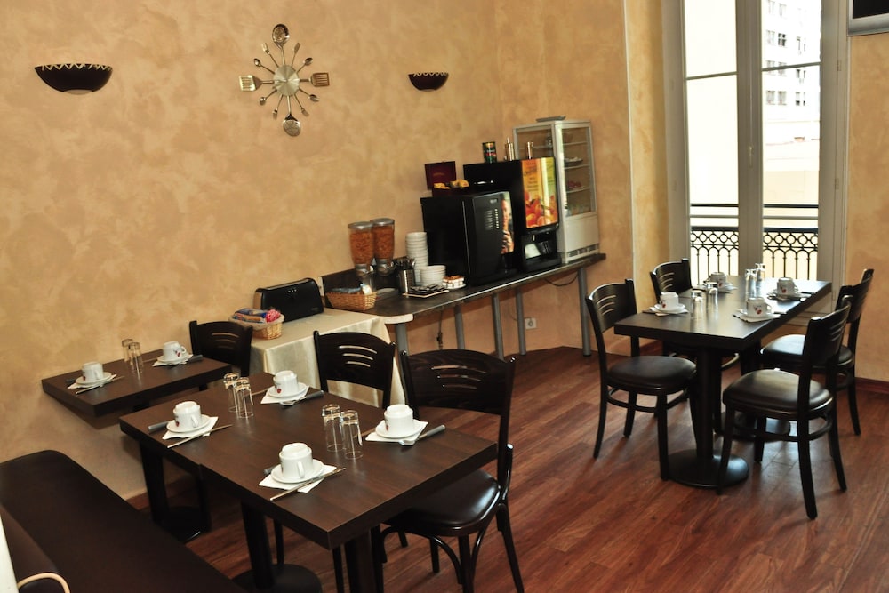 Hotel H33 33/50