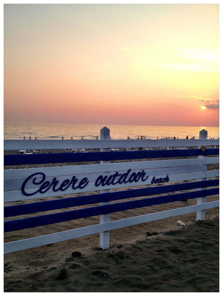 HOTEL CERERE 36/50