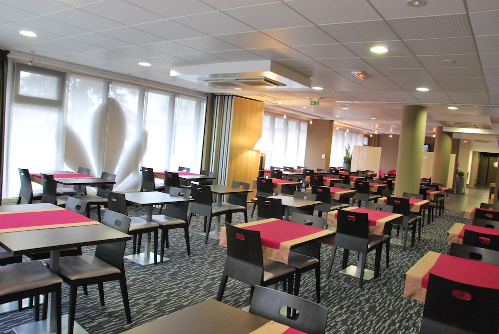 The Originals Cholet Park Hotel 42/51