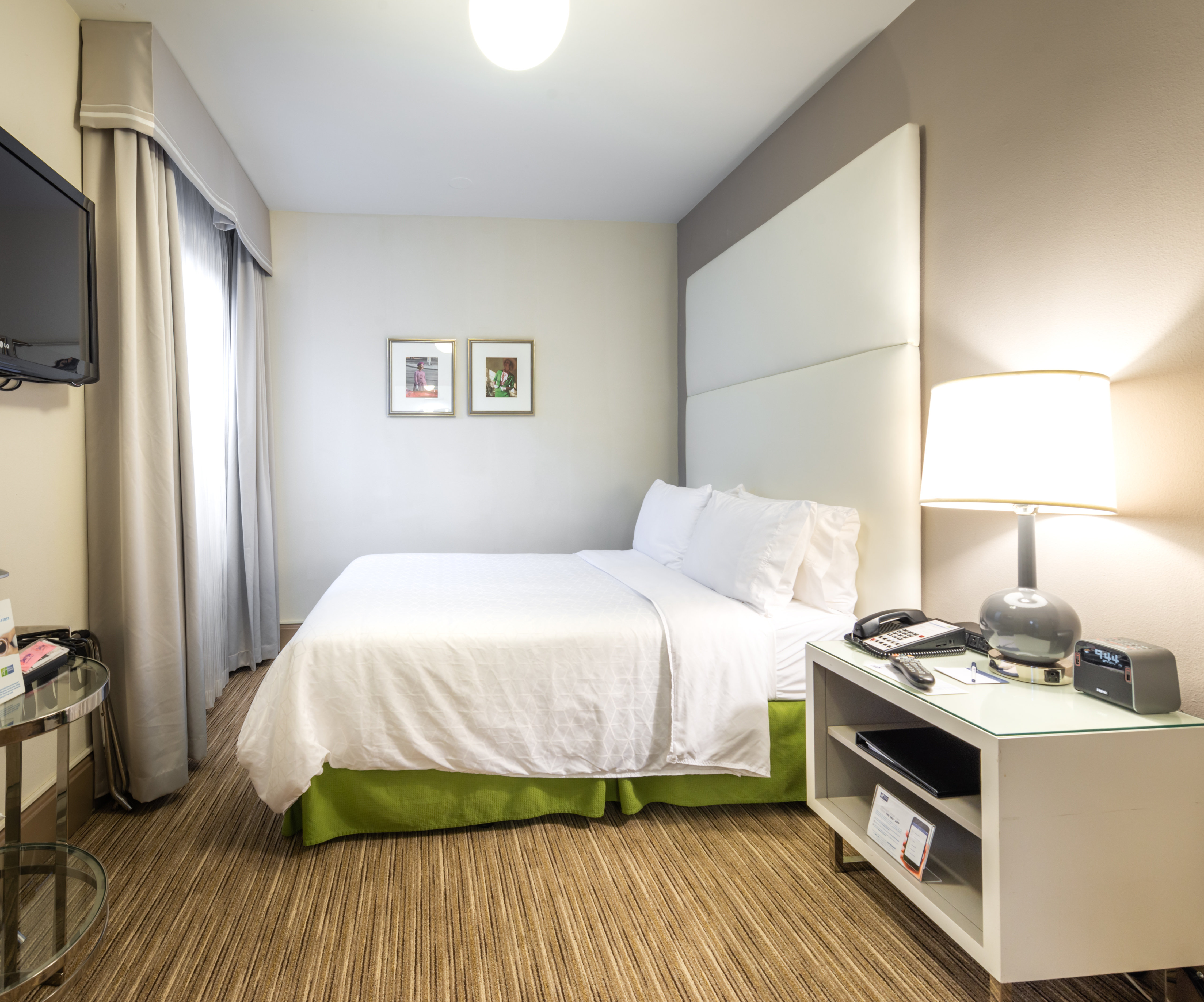 Holiday Inn Express Chicago - Magnificent Mile 23/37