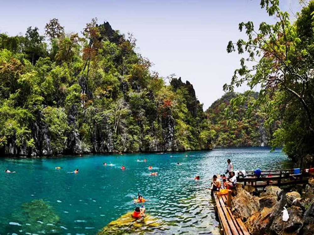 Coron Gateway Hotel Suites 37/50