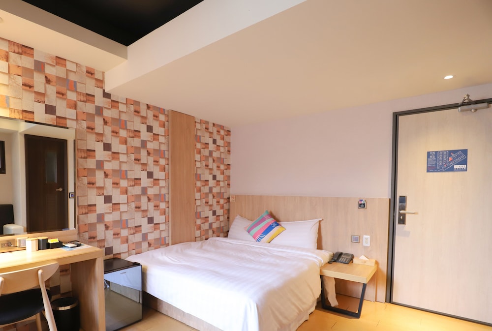 Dream 12 Hotel 28/71
