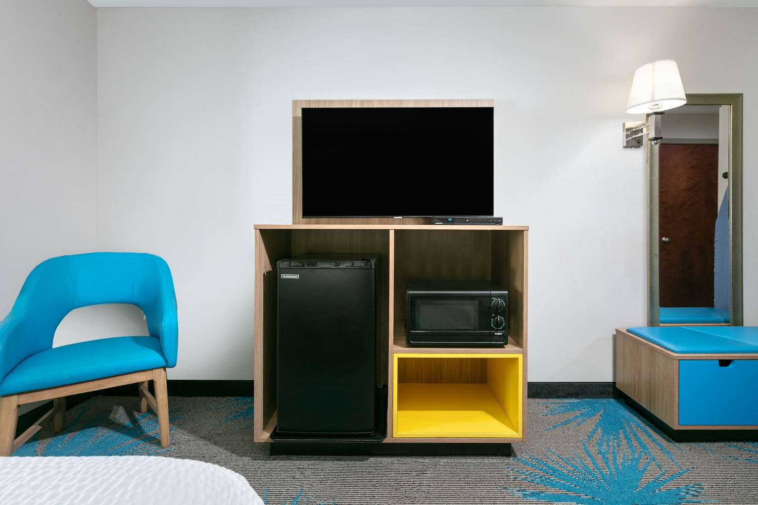 Days Inn & Suites By Wyndham Cabot 46/56