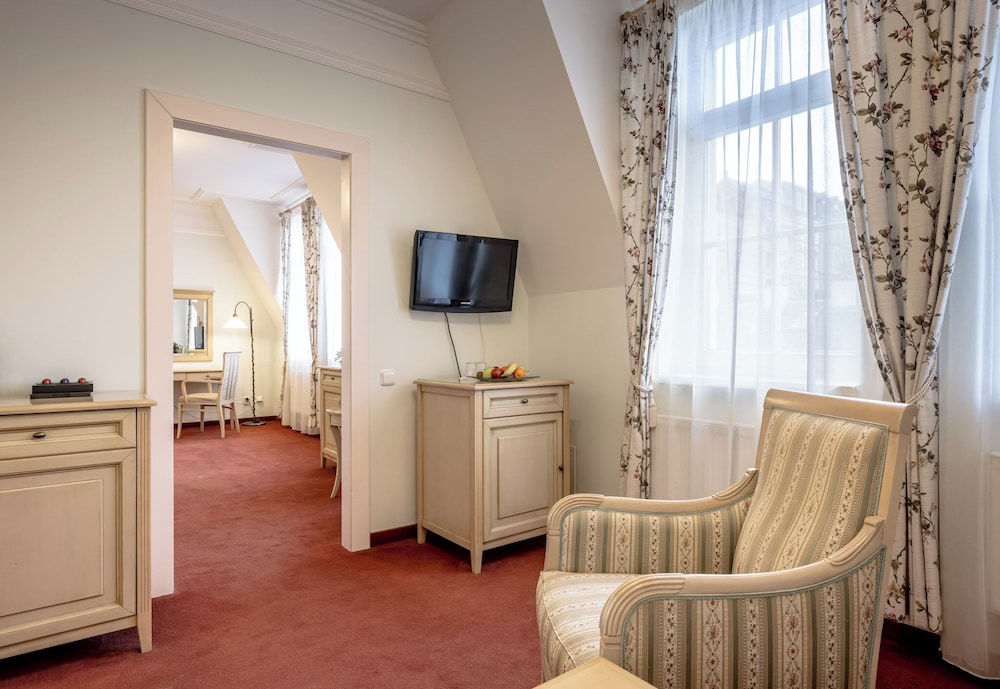 Schlosspark Spa Hotel 32/50
