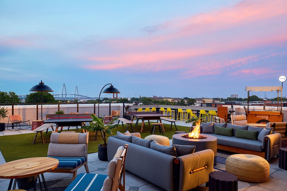 Moxy Charleston Downtown 40/42