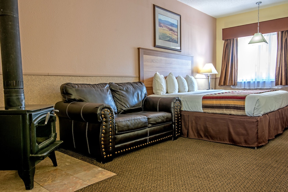 Silver Spruce Inn 27/50