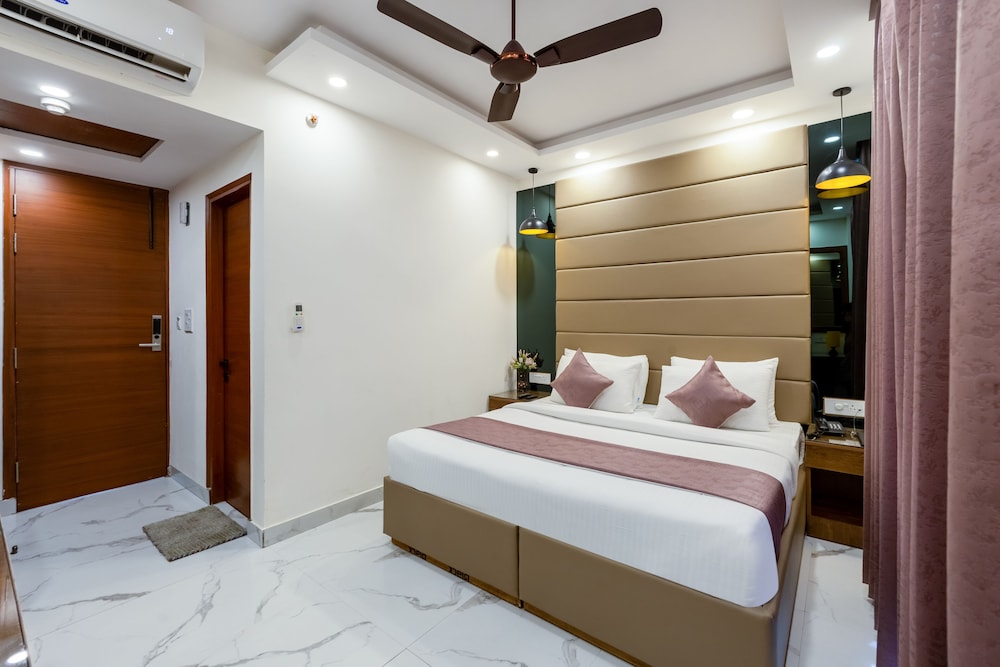 PK Boutique Hotel 40/50