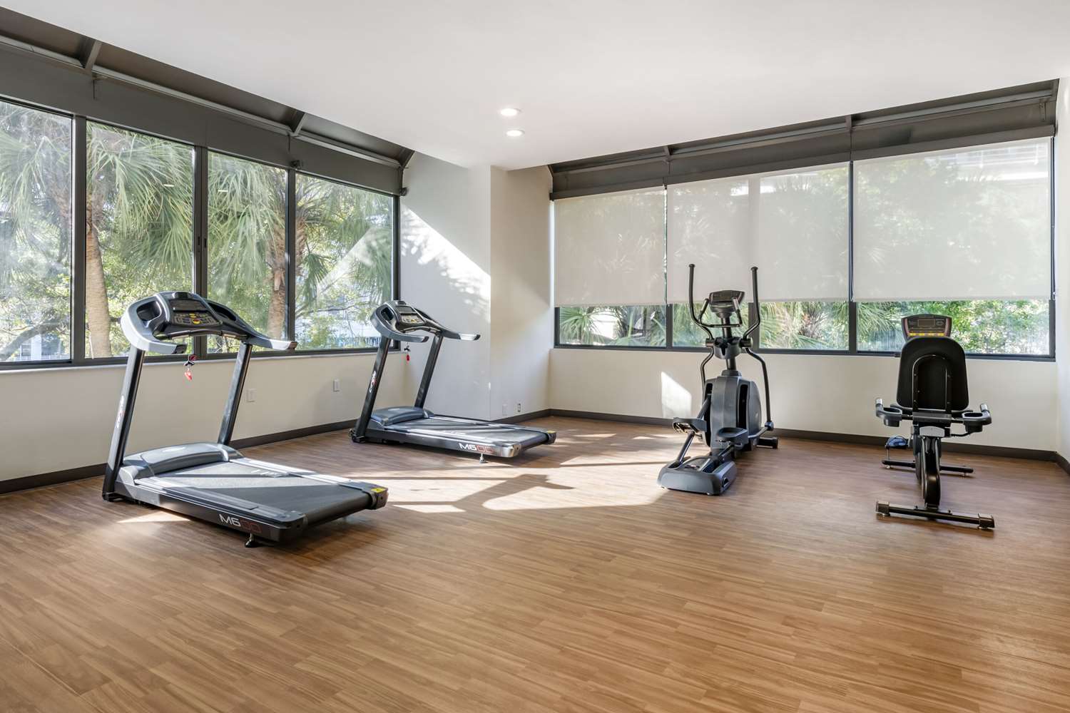 Comfort Inn Suites Downtown Brickell Port of Miami 5/11