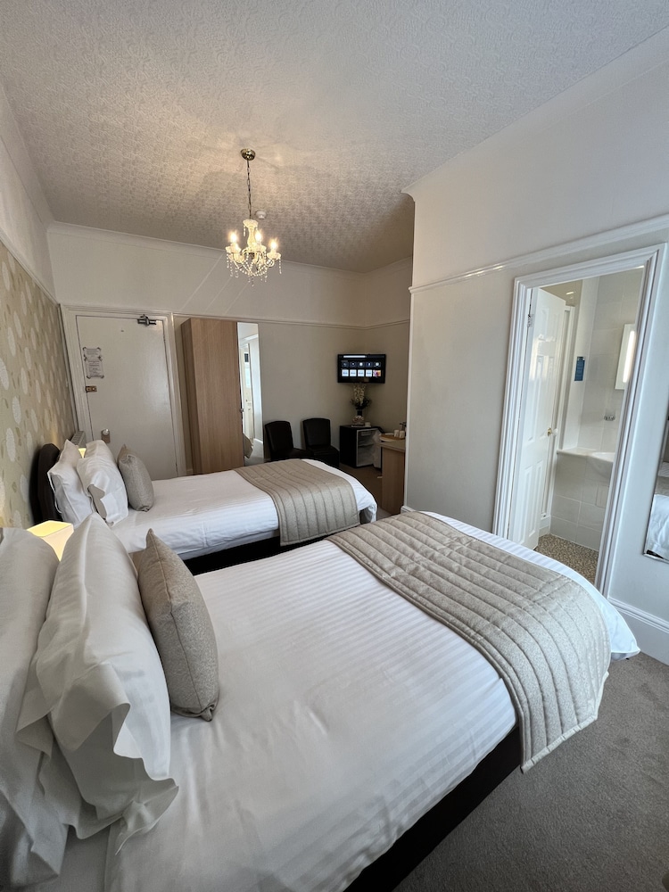 The Birkdale Guest House 17/50