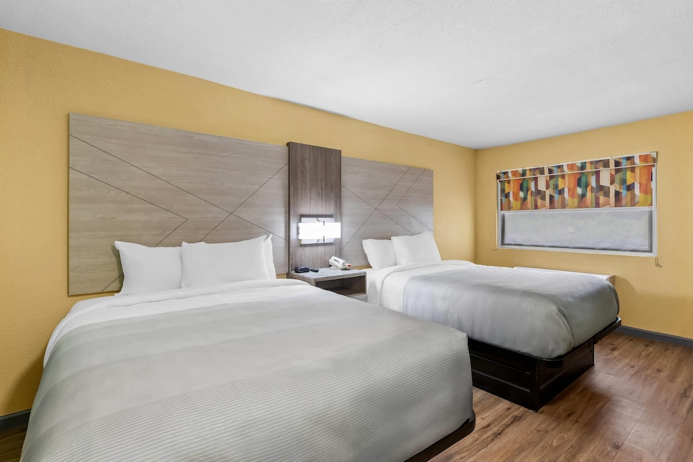 Quality Inn & Suites East Point - Atlanta Area 17/43
