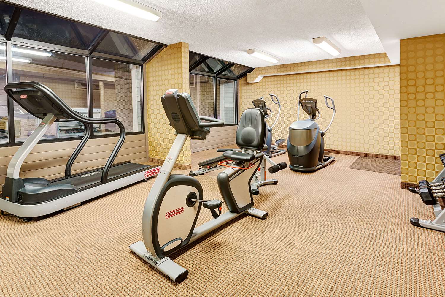 Days Inn by Wyndham Cheyenne 13/25