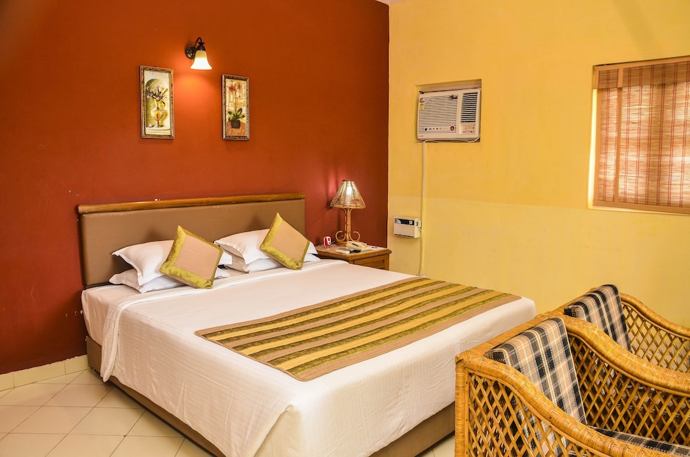 INDISMART WOODBOURNE RESORT 14/50