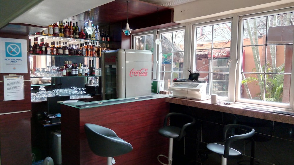 CHARLIE'S PLACE AND SUITES 35/50