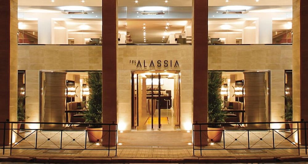 Alassia 4/50