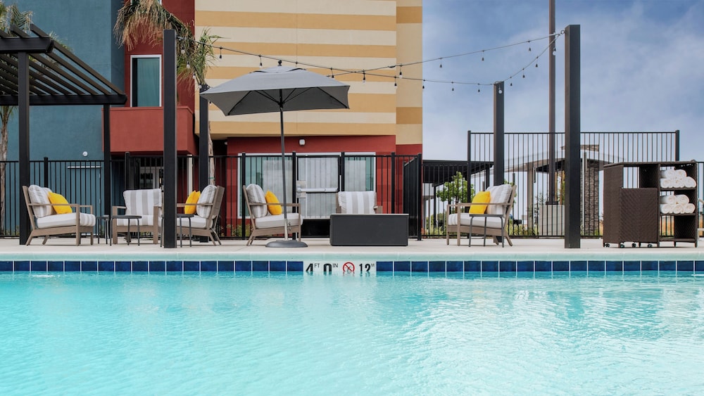Fairfield Inn & Suites Stockton Lathrop in LATHROP - CA