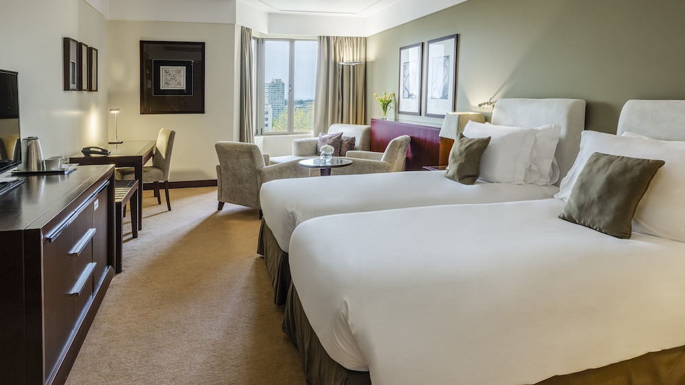 Junior Suite, Studio, Twin Beds, 2 Sofa, High Floor