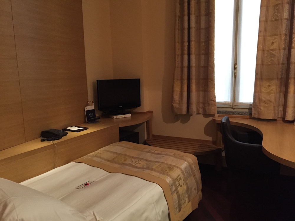 Hotel Regina Milano 21/55