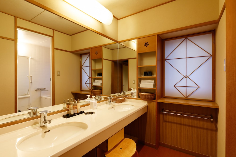 Hatori 46/50