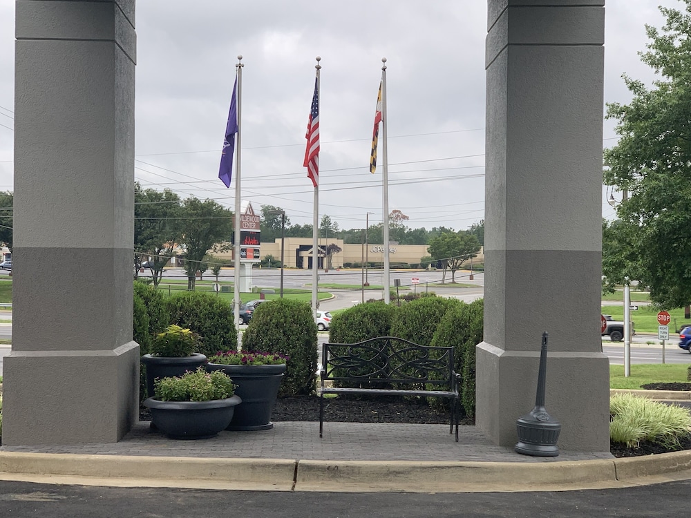 Sleep Inn & Suites California MD 16/22