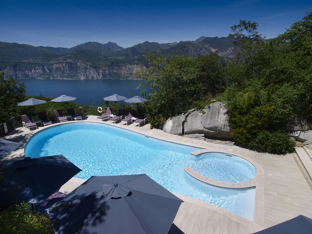 Hotel Querceto - Garda Lake Collection 49/50