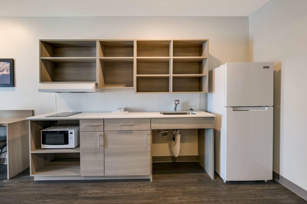 WoodSpring Suites Knoxville West 45/45