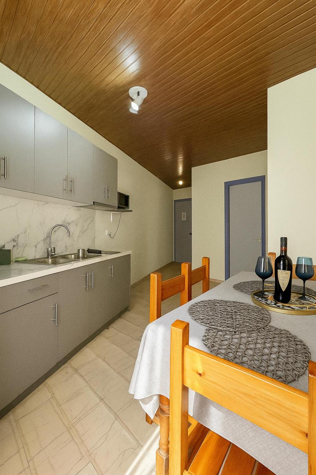 Anemos Studios &amp; Apartments 58/87