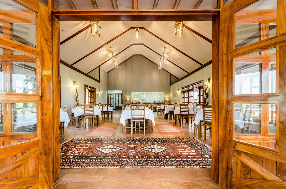 Emburara Farm Lodge 36/50