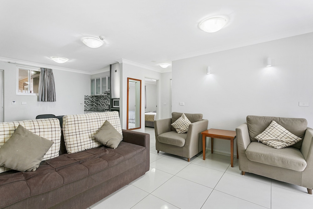 Comfort Inn & Suites Burwood 24/33