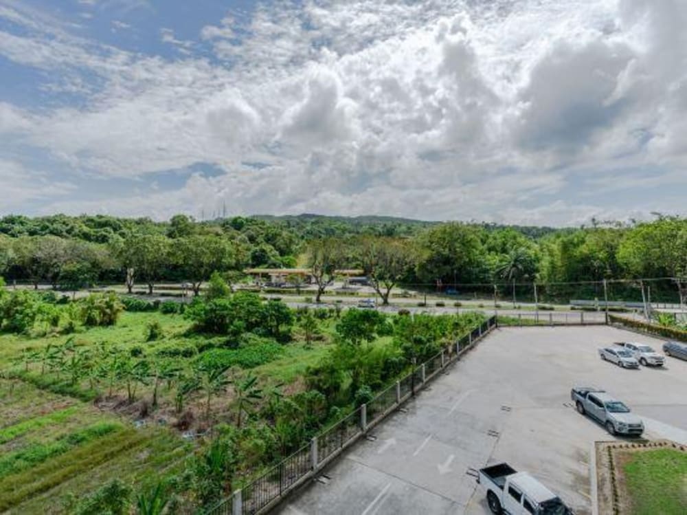 Livingston Hotel Sandakan 52/57