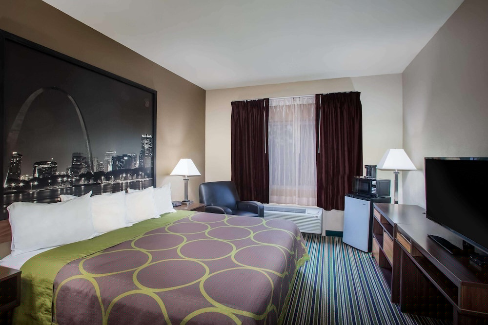 Super 8 By Wyndham Union 10/25