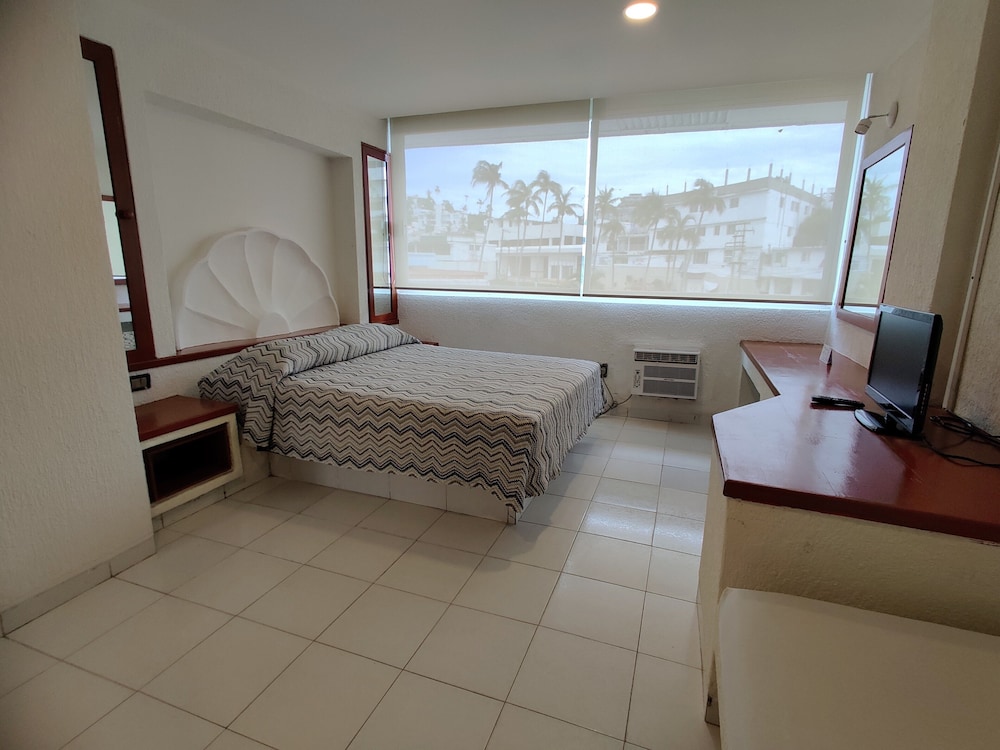 Hotel Aristos Acapulco 14/50