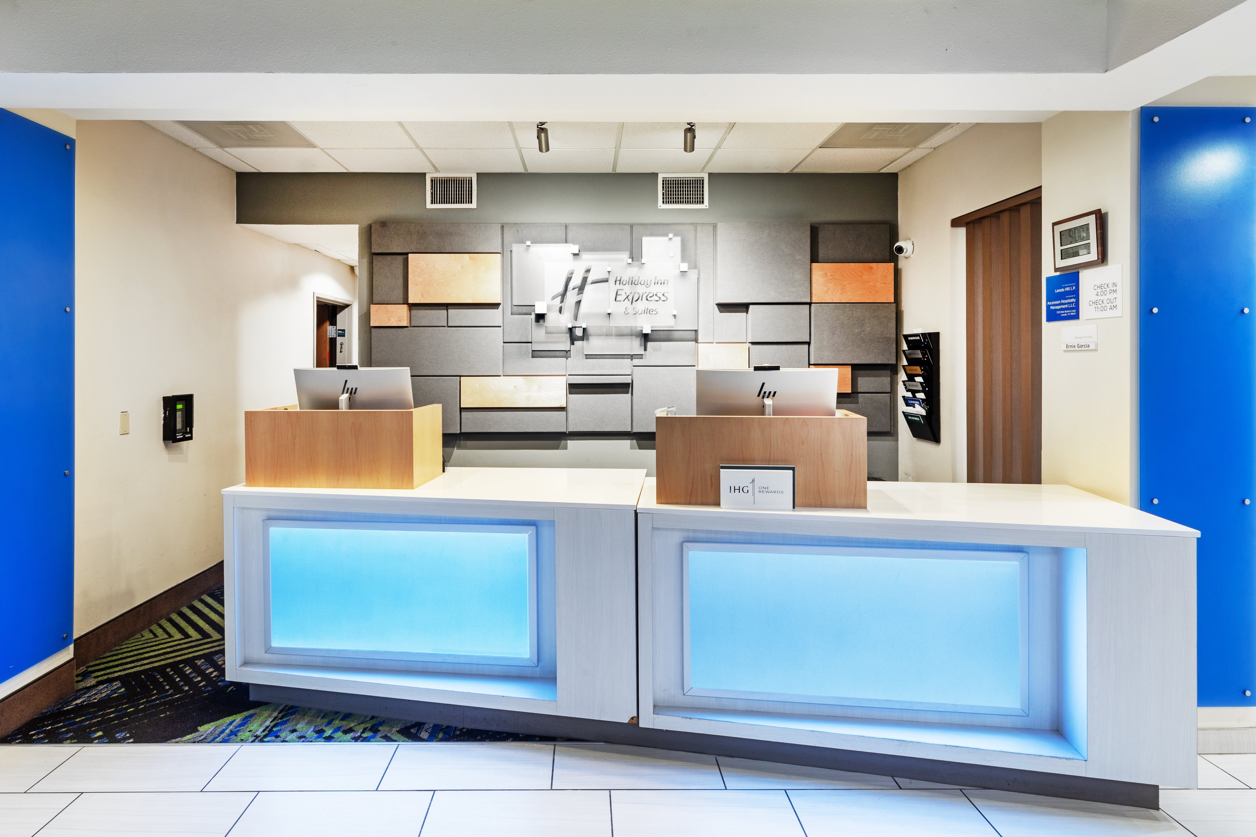 Holiday Inn Express Hotel And Suites Laredo Event Center Area 7/63