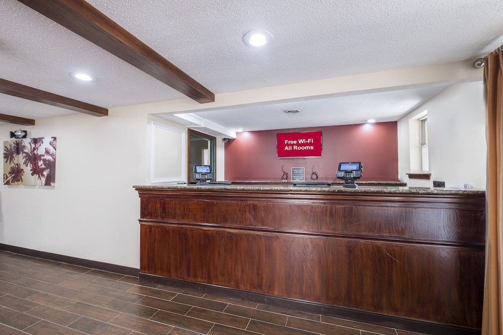 Red Roof Inn & Suites Stafford, VA - Quantico 9/32
